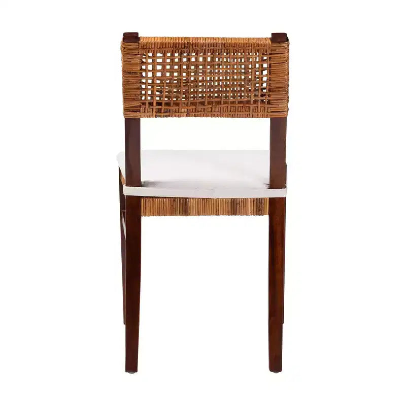 bali & pari Sedia da pranzo in rattan e legno Dameka Miele/Bianco/Marrone scuro