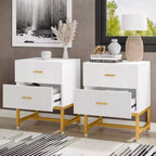 Comodino moderno scanalato – Bianco, 2 cassetti, ferramenta in ottone satinato