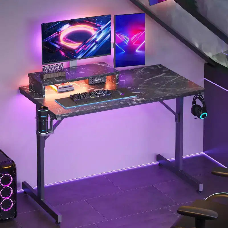 Scrivania da Gaming da 42" con Luci LED RGB, Supporto Monitor, Gancio per Cuffie e Portabicchieri