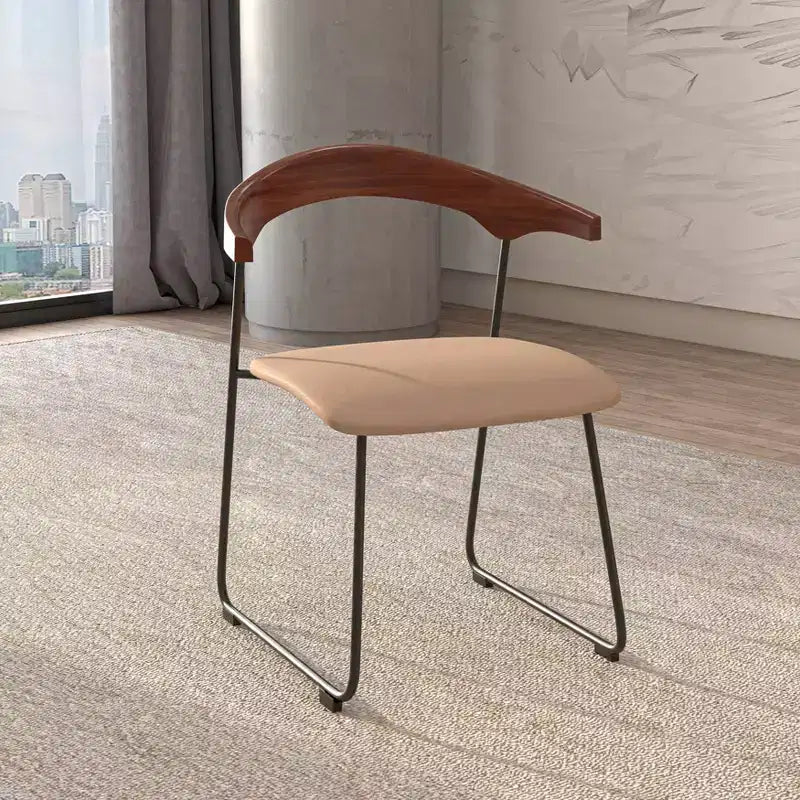 Sedia da Pranzo Imbottita con Schienale in Faggio e Gambe in Ferro – Set da 4