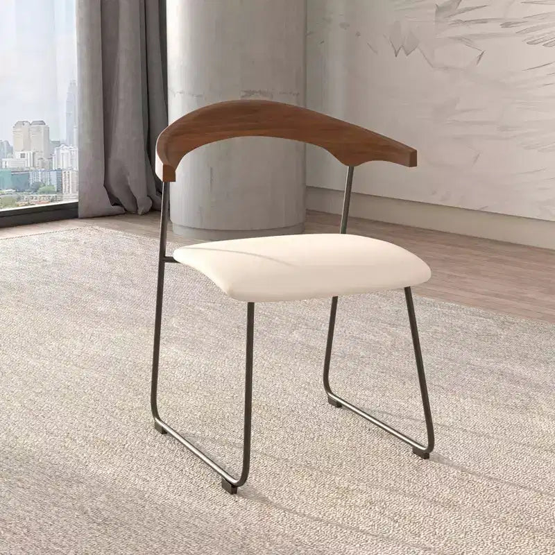 Sedia da Pranzo Imbottita con Schienale in Faggio e Gambe in Ferro – Set da 4