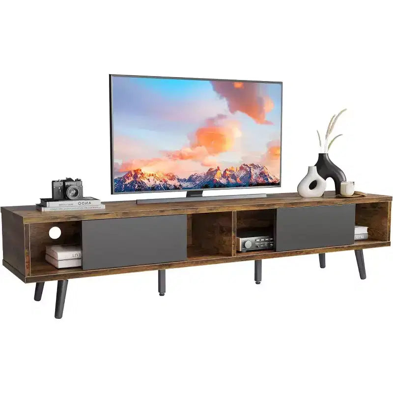 Mobile TV Bestier da 70 pollici, stile moderno di metà secolo, per TV da 65/70/75 pollici, mobile TV basso con ante scorrevoli per soggiorno