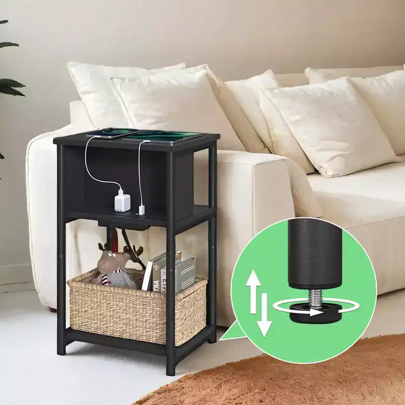Tavolino con stazione di ricarica integrata, comodino a 3 ripiani con porte USB e prese di corrente, tavolino per soggiorno