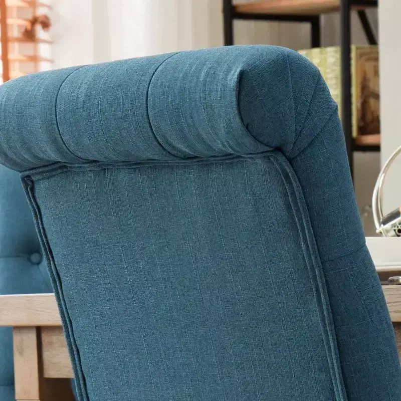 Set di 2 sedie da pranzo Parsons trapuntate – Schienale alto imbottito, struttura in legno massello, blu